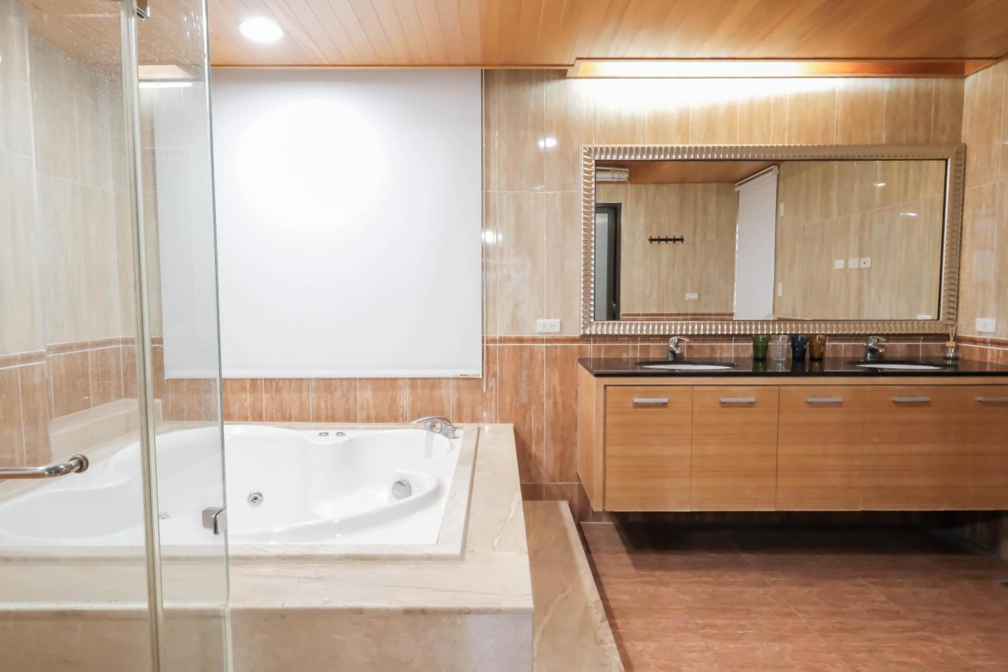 Huzi Room Tainan Dış mekan fotoğraf