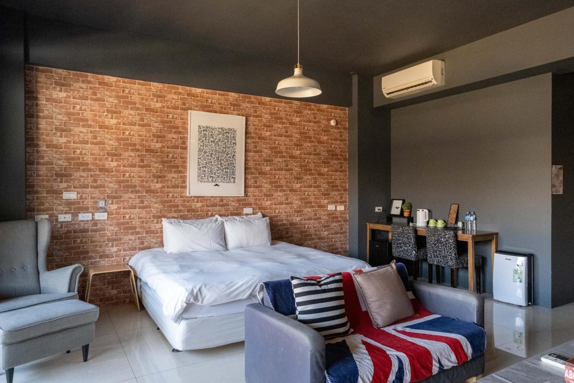 Huzi Room Tainan Dış mekan fotoğraf