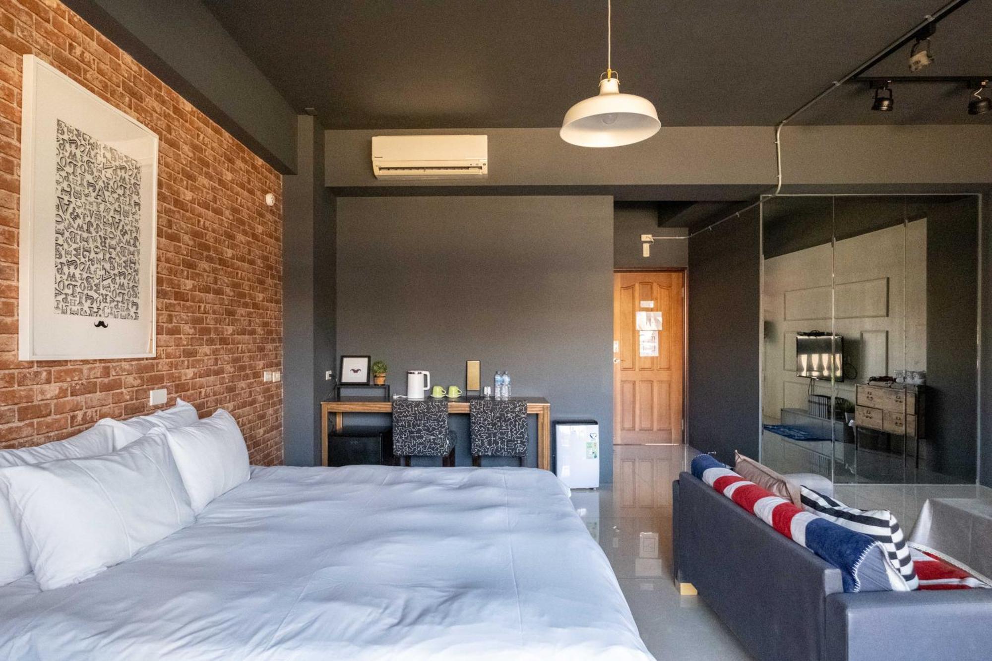 Huzi Room Tainan Dış mekan fotoğraf