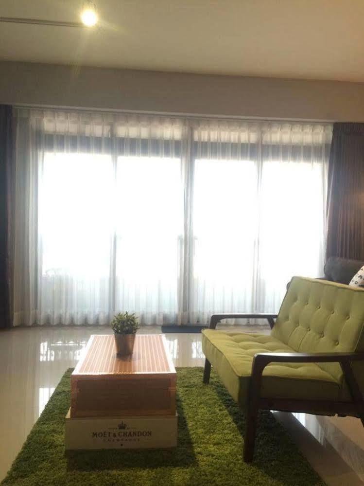 Huzi Room Tainan Dış mekan fotoğraf