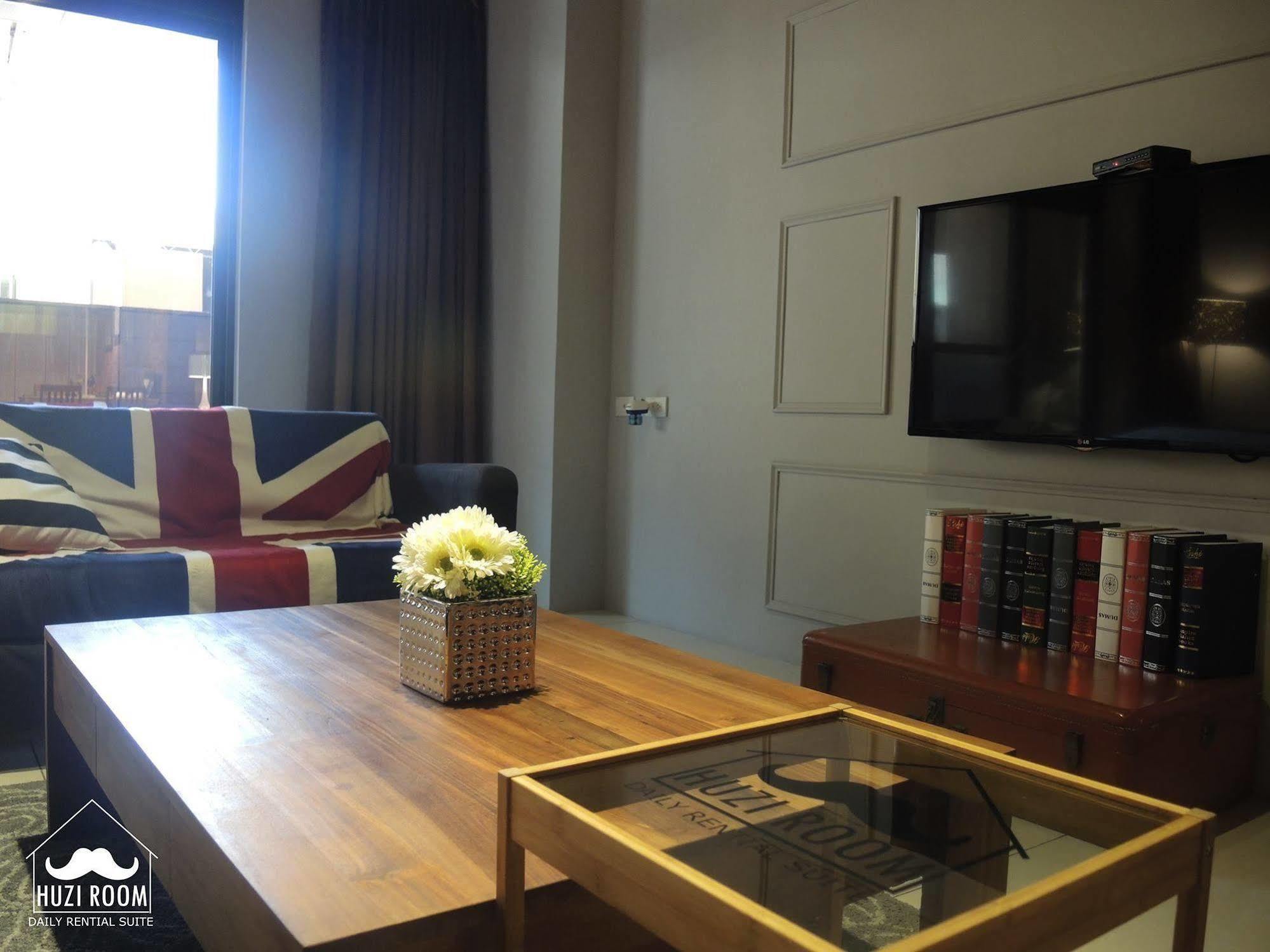Huzi Room Tainan Dış mekan fotoğraf